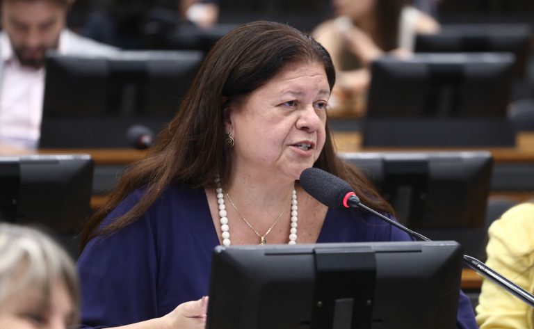 lei-amplia-licenca-maternidade-apos-internacoes-prolongadas