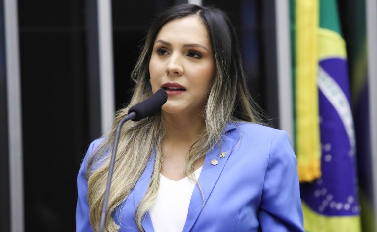 comissao-aprova-obrigar-condominios-a-oferecer-curso-sobre-acessibilidade-e-inclusao
